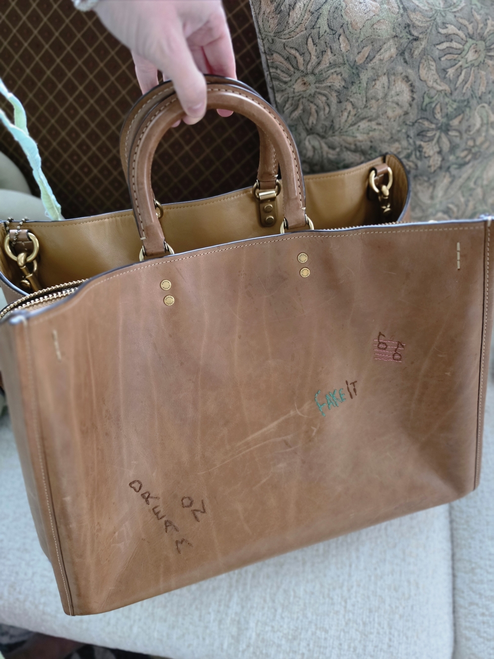 Coach Rogue 39 “Unicorn” Leather Bag – Rare Diary Doodle Embroidery – Limited Ed - Picture 3 of 16